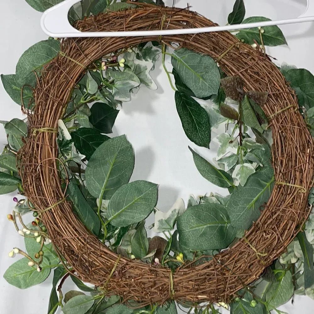 Beautiful wreath  - Picture 7 of 8
